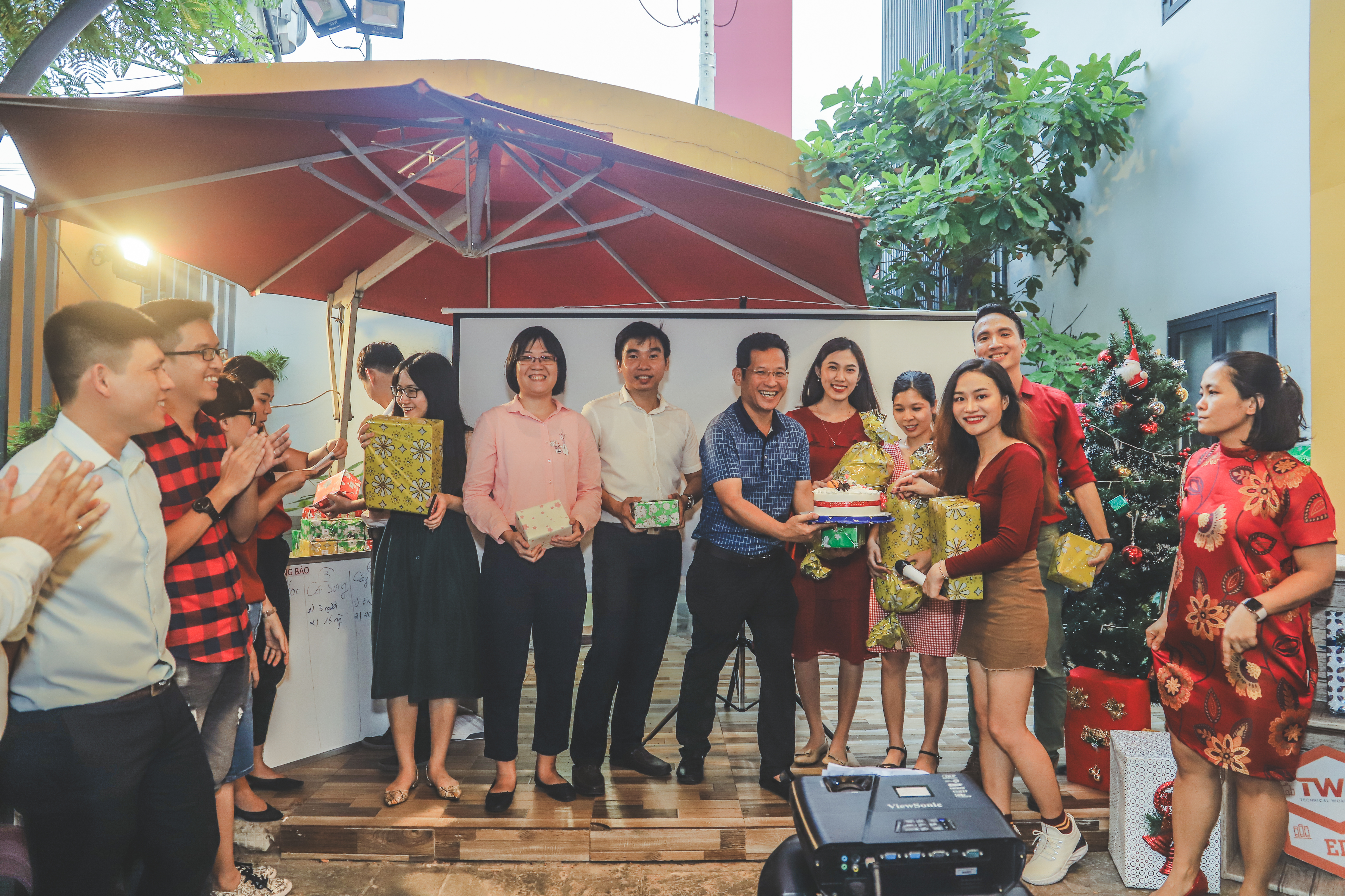 ĐÓN GIÁNG SINH – VUI LINH ĐÌNH