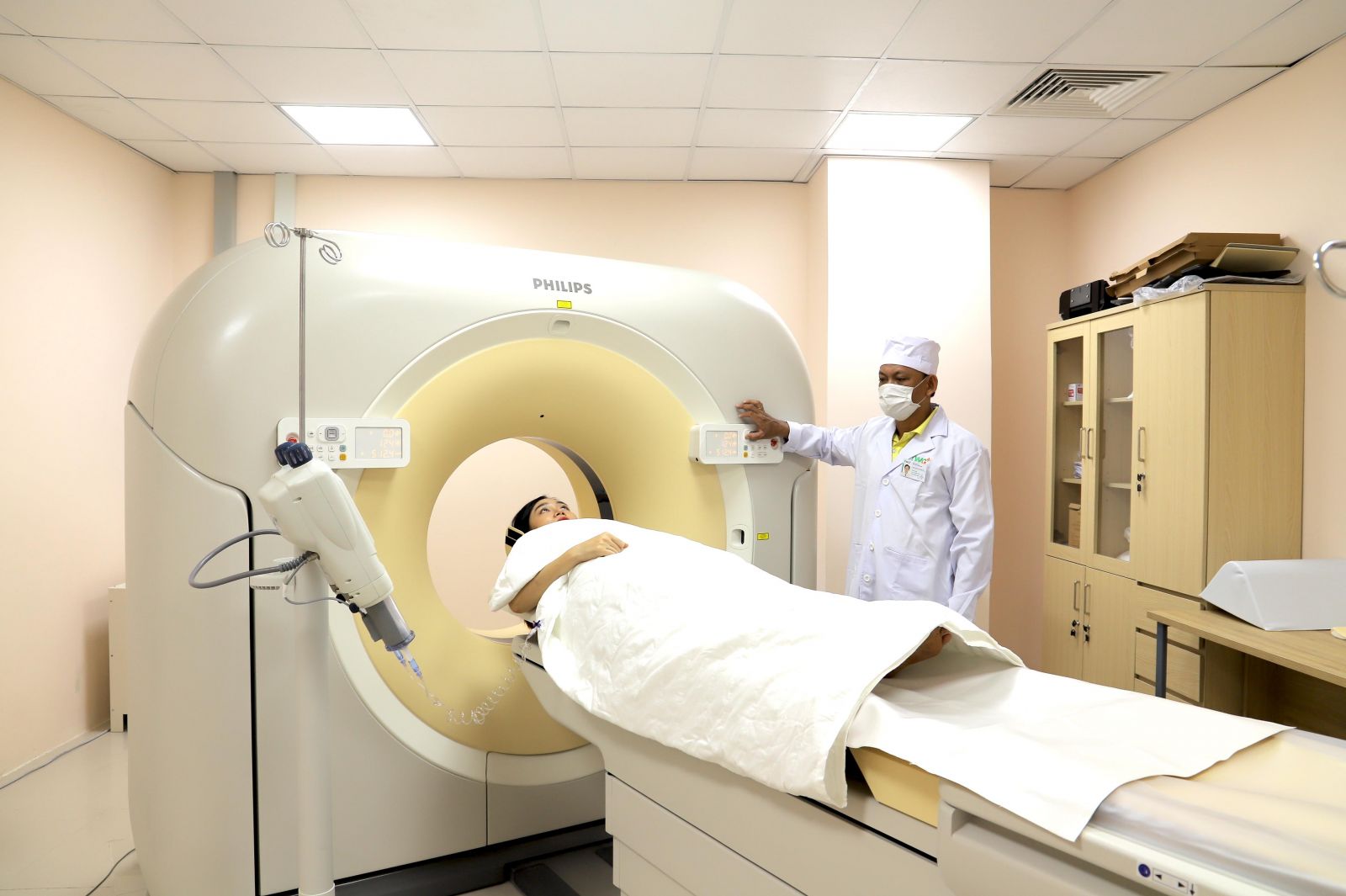 BỆNH VIỆN SẢN NHI LONG AN ĐẦU TƯ 100% TRANG THIẾT BỊ Y TẾ HIỆN ĐẠI ĐỂ TRỞ THÀNH ĐIỂM ĐẾN TIN CẬY CỦA NGƯỜI DÂN